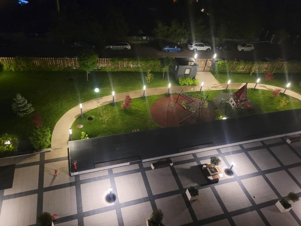 Apartment In Bucharest, Baneasa Green Area Kültér fotó